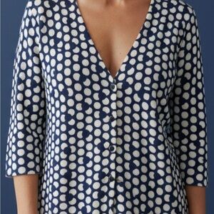 NY&Co Navy & White Polka Dot Button Down | M | Lightweight & Chic💙🤍